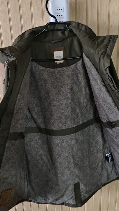 Parka verde con capucha - miniatura 2