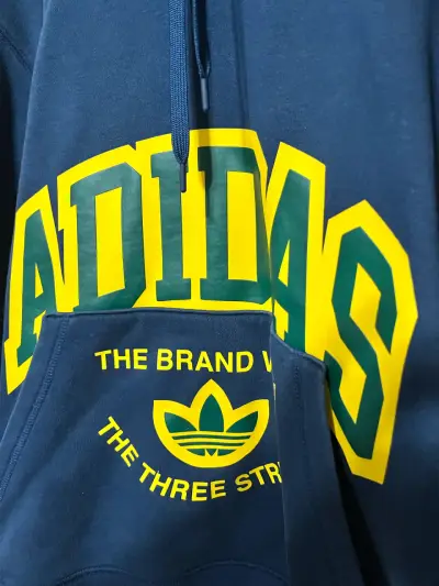 Polerón azul Adidas con capucha - miniatura 2