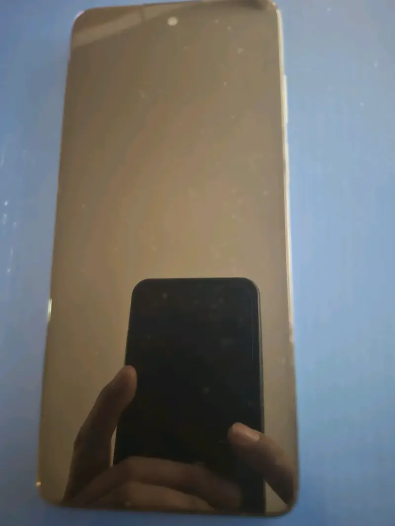 Celular Android usado pantalla completa - 1