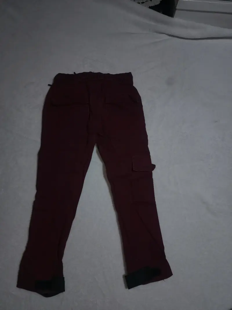 Pantalones jogger burdeos - 3