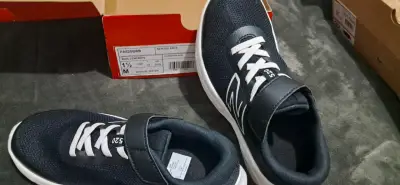 Zapatillas deportivas negras - miniatura 3
