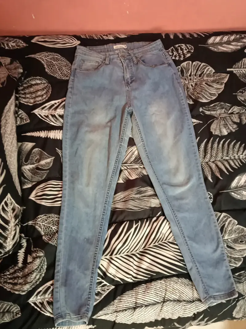 Jeans de mezclilla azul para mujer - 1