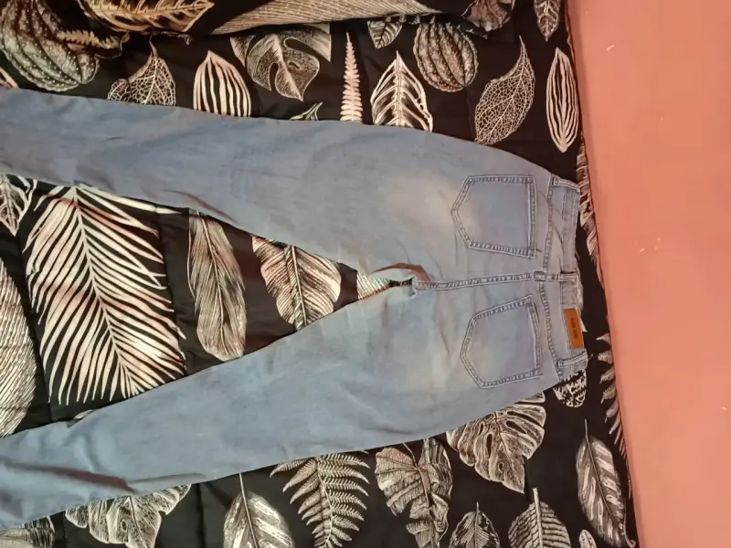 Jeans de mezclilla azul para mujer - 2
