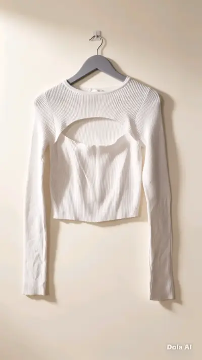 Crop top blanco de punto - miniatura 2