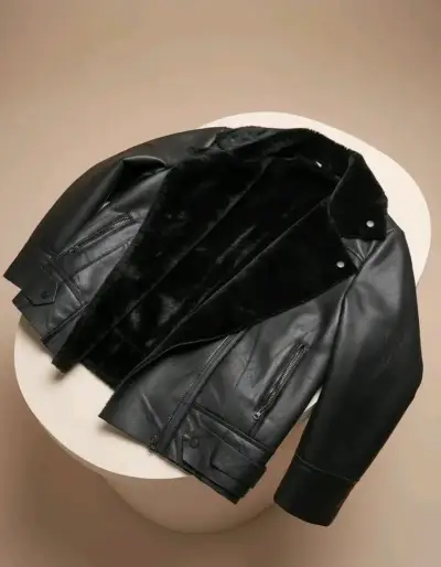 Chaqueta cuerina con piel - miniatura 2