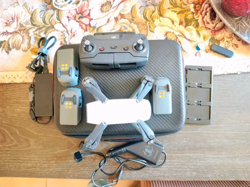 Dron DJI Spark - 4