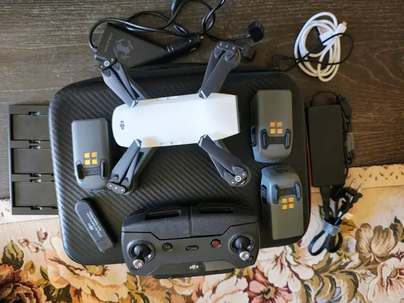 Dron DJI Spark - 5