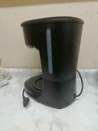 Cafetera Oster negra - miniatura 2