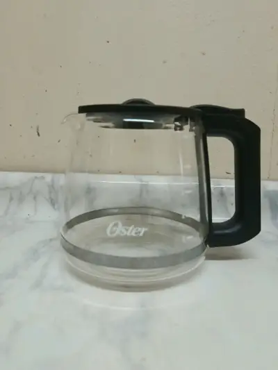 Cafetera Oster negra - miniatura 3