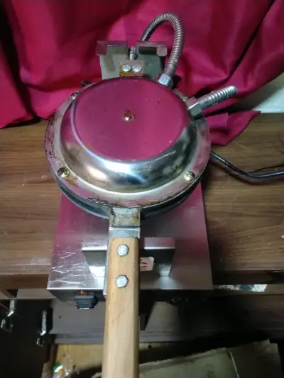 Máquina para hacer gofres de burbuja - miniatura 3