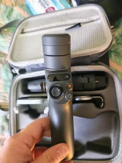 Estabilizador DJI Osmo mobile 6 - miniatura 2