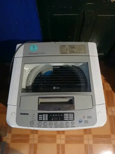 Lavadora LG Fuzzy Logic 7kg - miniatura 1