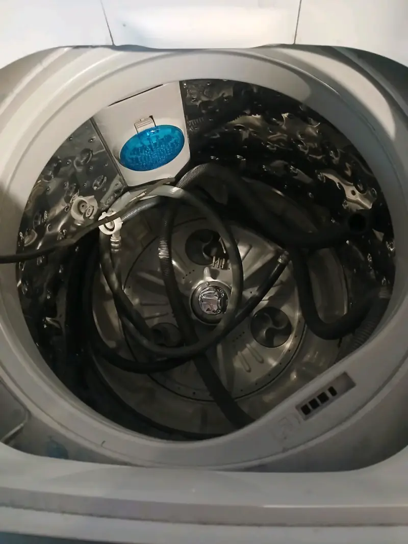 Lavadora LG Fuzzy Logic 7kg - 2