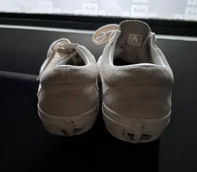 Zapatillas beige de gamuza - miniatura 2