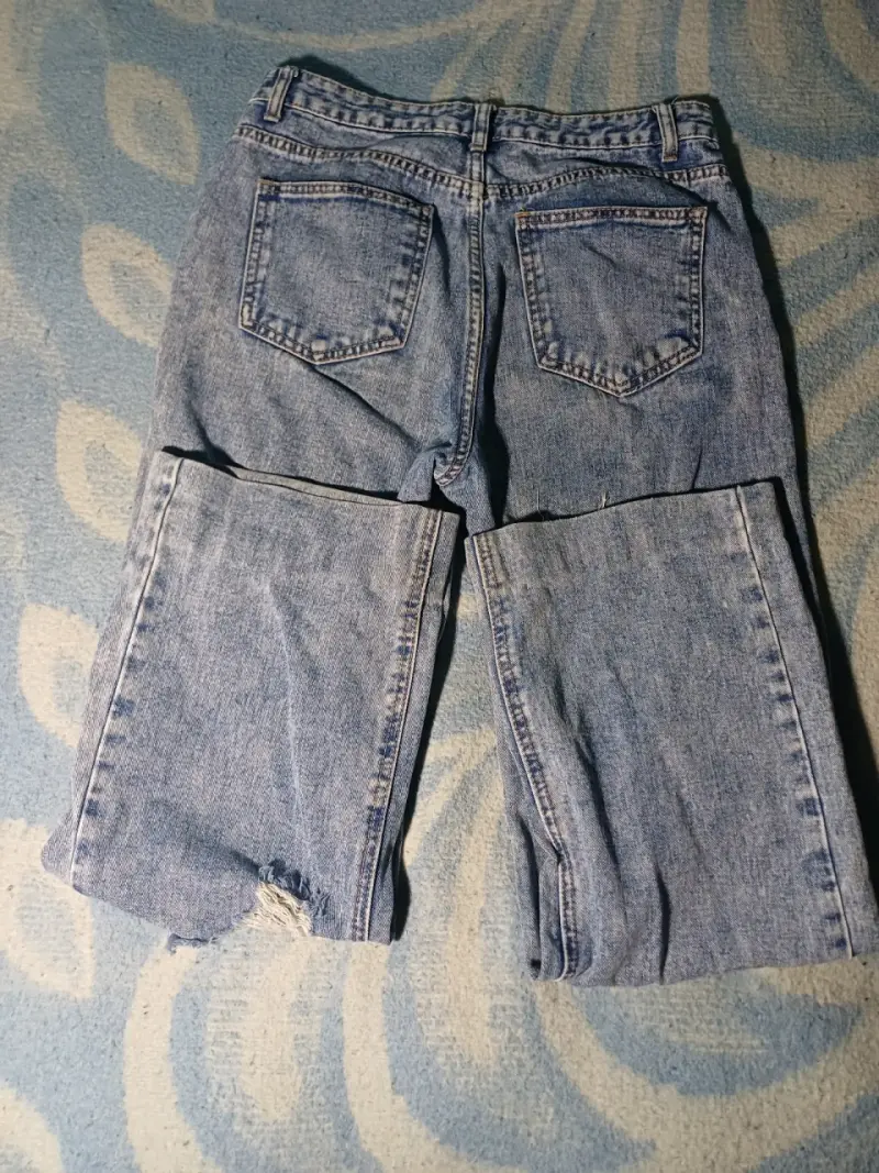 Jeans estilo roto - 2