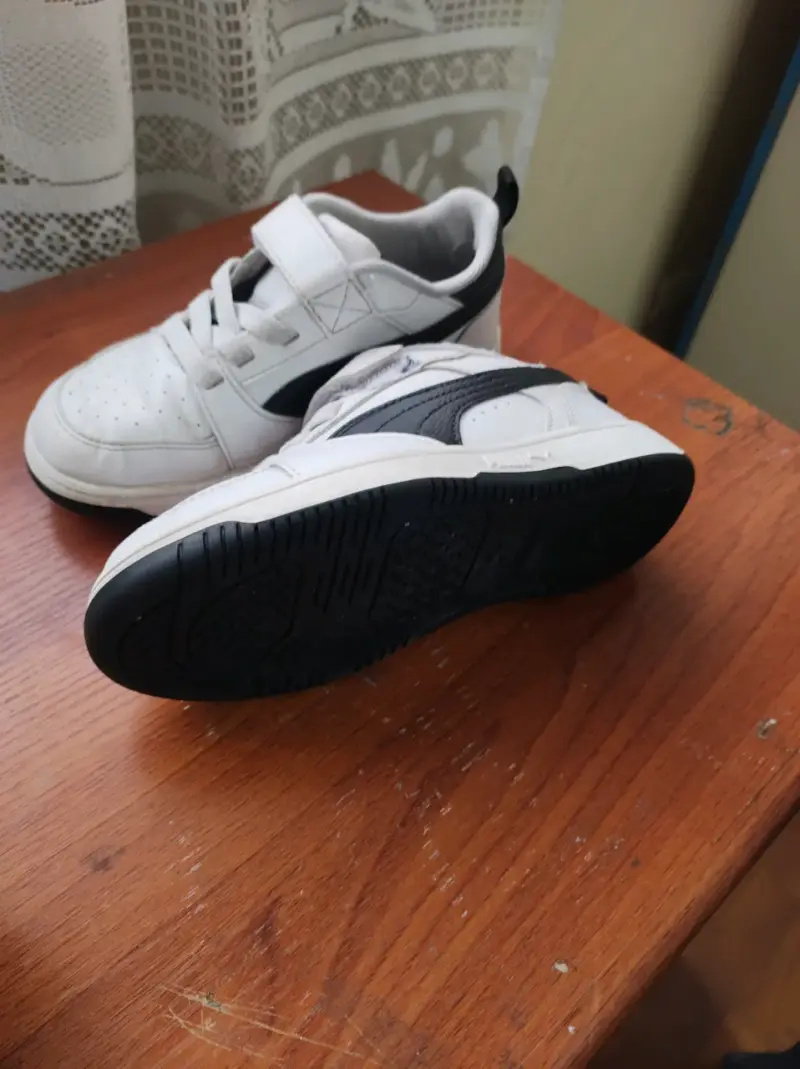 Zapatillas blancas infantiles - 2