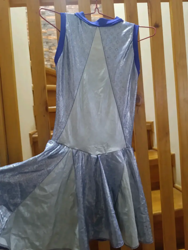 Vestido plateado/morado brillante - 1
