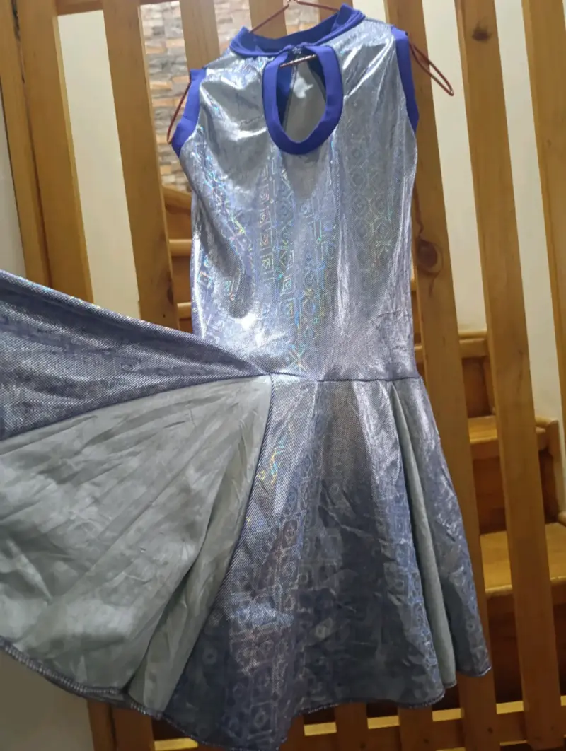 Vestido plateado/morado brillante - 4