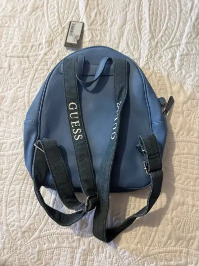 Mochila azul Guess nueva - miniatura 2