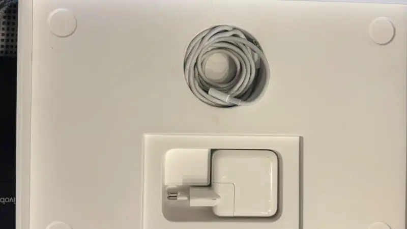 MacBook Air Retina 13 - 4