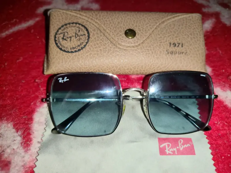 Lentes de sol Ray-Ban 1971 - 2