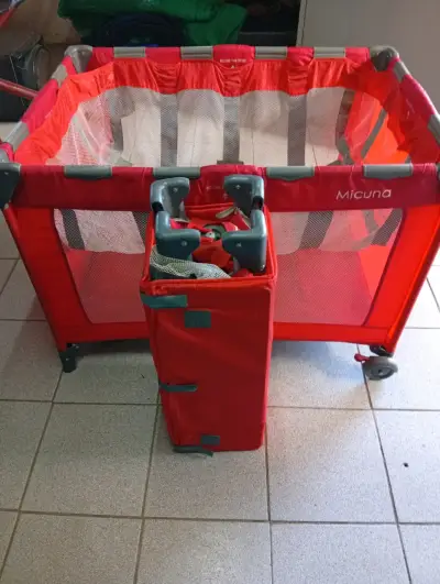 Cuna corral roja Micuna - miniatura 1