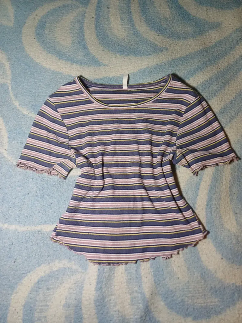 Polera rayada semi corta - 1