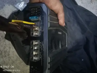Subwoofer y amplificador Kenwood para auto - miniatura 4