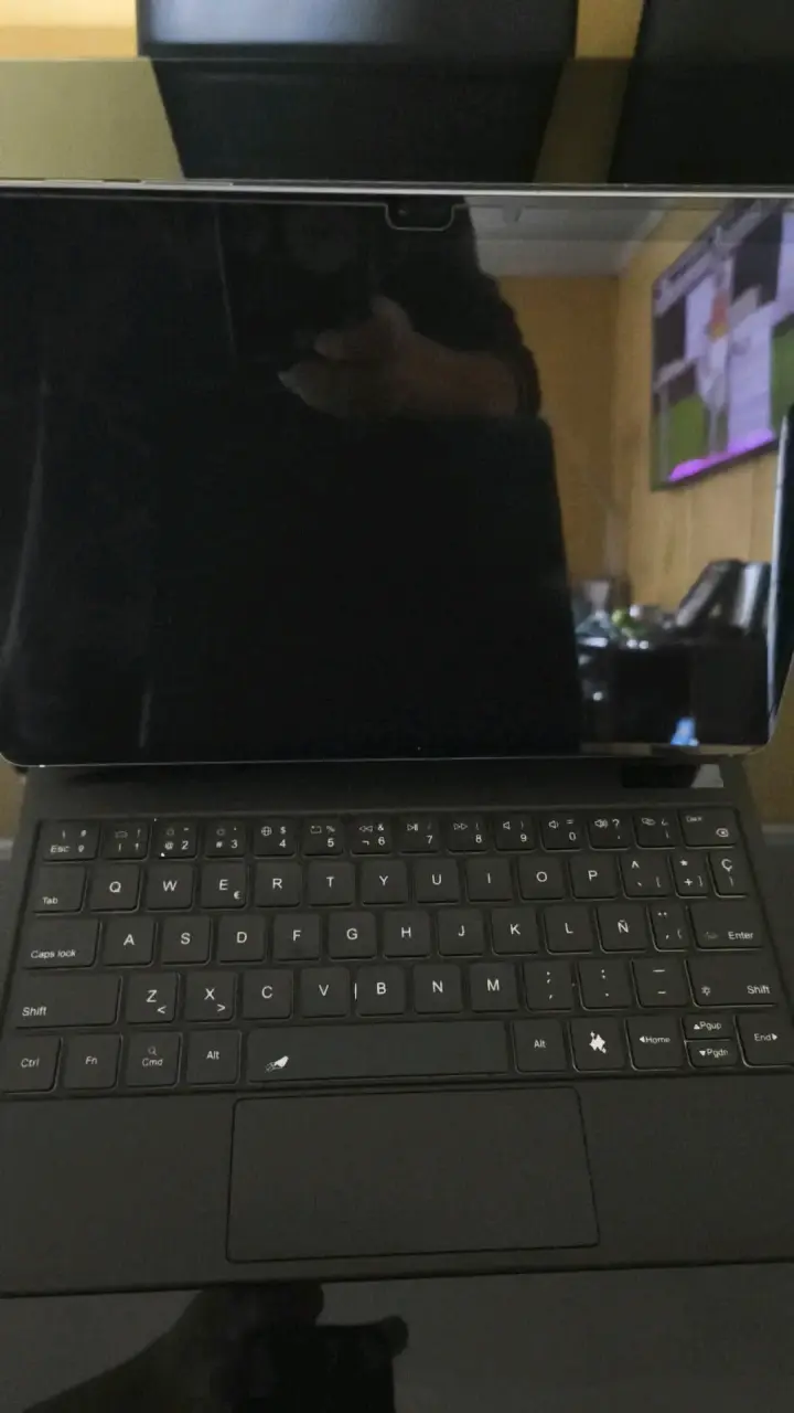 Samsung Galaxy Tab S10 FE - 4