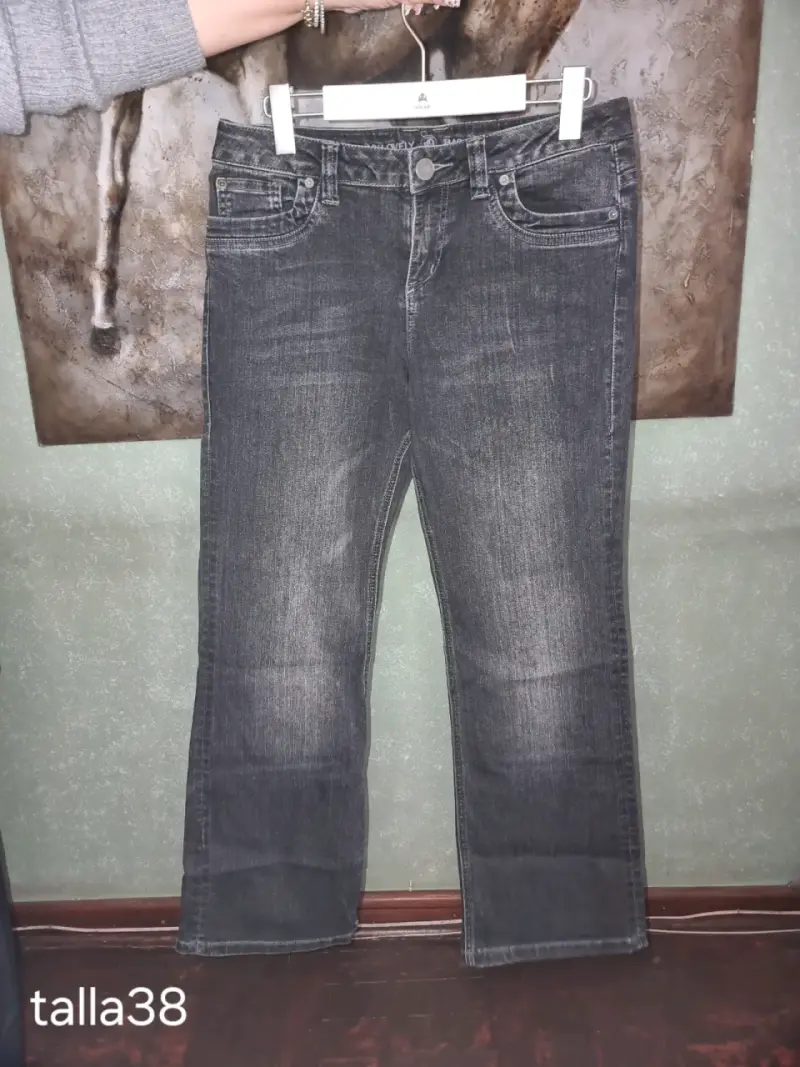 Jeans gris oscuro talla 38