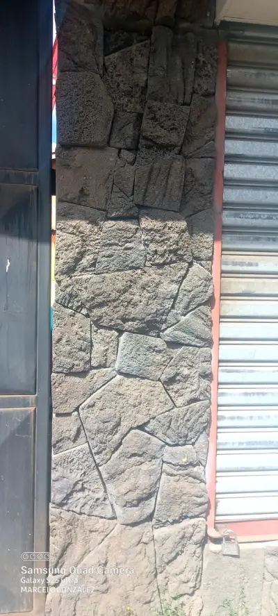 Piedra volcánica y laja para construcción - miniatura 3