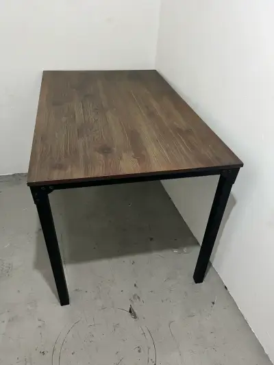 Mesa de comedor - miniatura 1