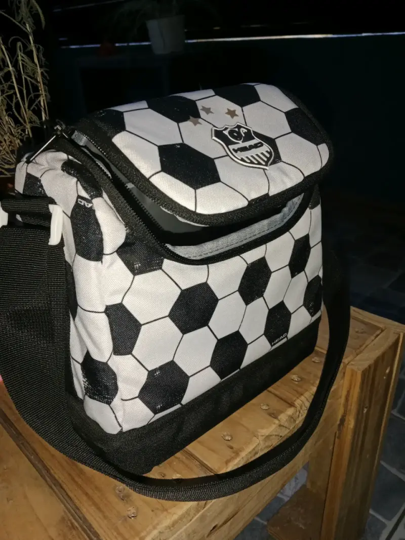 Bolso térmico diseño fútbol - 1