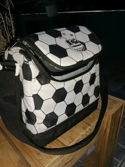 Bolso térmico diseño fútbol - miniatura 1