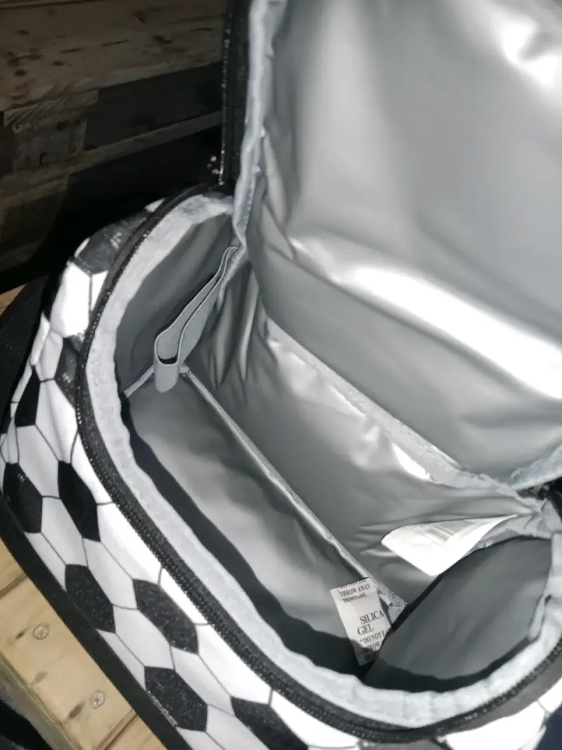 Bolso térmico diseño fútbol - 5