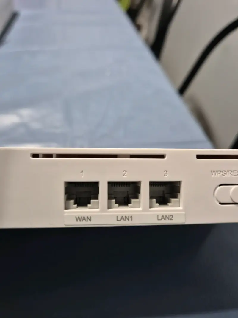 Router Huawei AX2 blanco Ws7001 1500 Mbps - 3