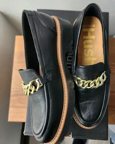 Mocasines negros con cadena dorada - miniatura 3