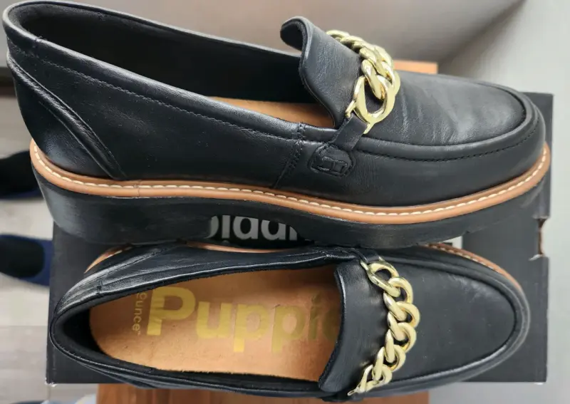 Mocasines negros con cadena dorada - 5