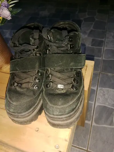 Botas de montaña negras c/moran - miniatura 3