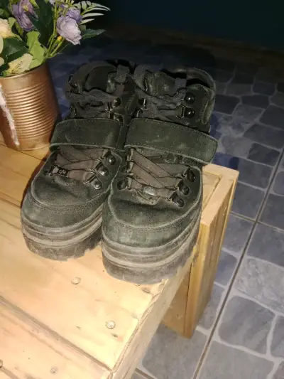 Botas de montaña negras c/moran - miniatura 4