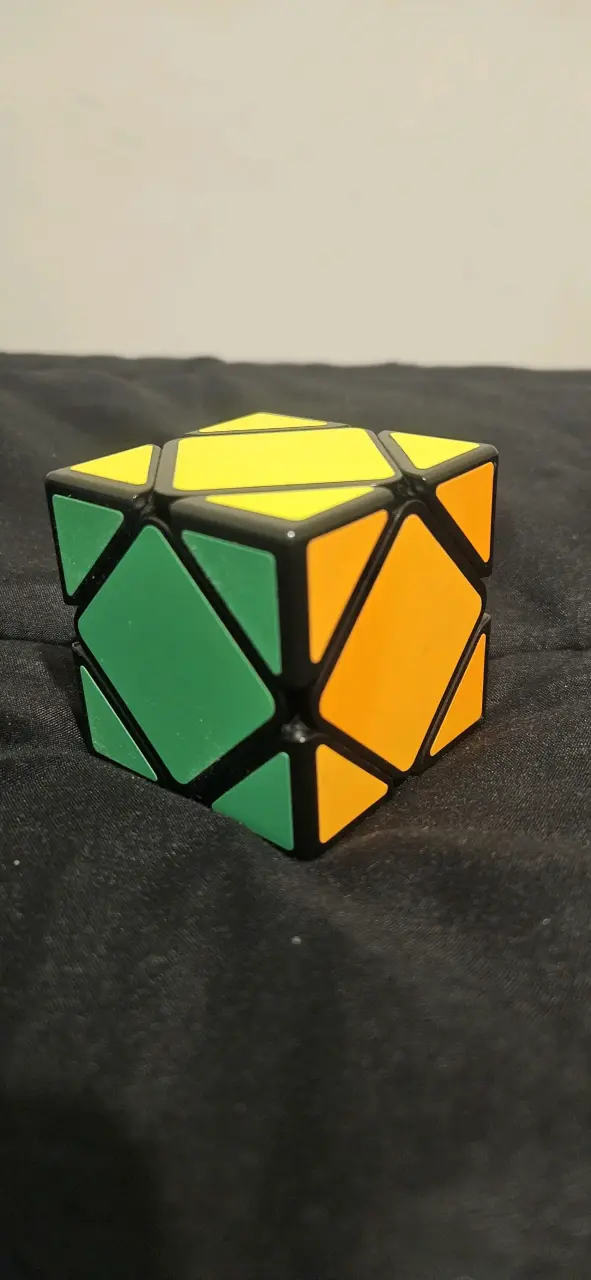 Cubo rubik Skewb - 2