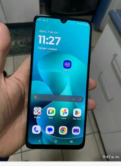 Smartphone negro 6 pulgadas - miniatura 1