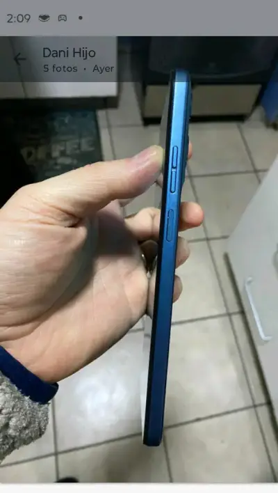 Smartphone negro 6 pulgadas - miniatura 4