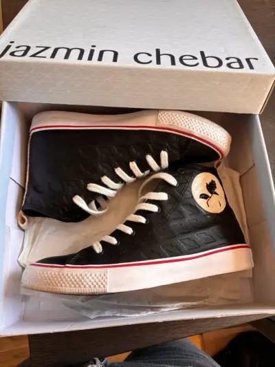 Zapatillas negras Jazmín Chebar - miniatura 1