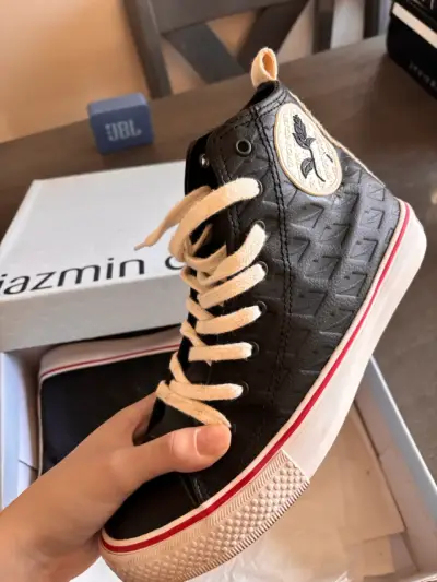 Zapatillas negras Jazmín Chebar - miniatura 2