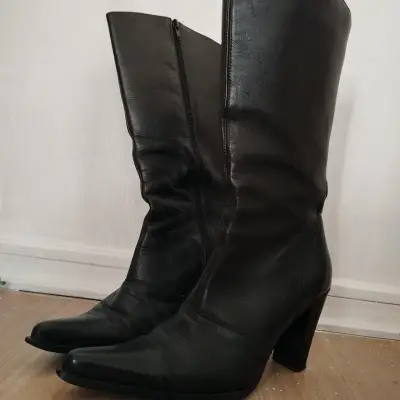 Botas negras de cuero, marca Zappa - miniatura 1