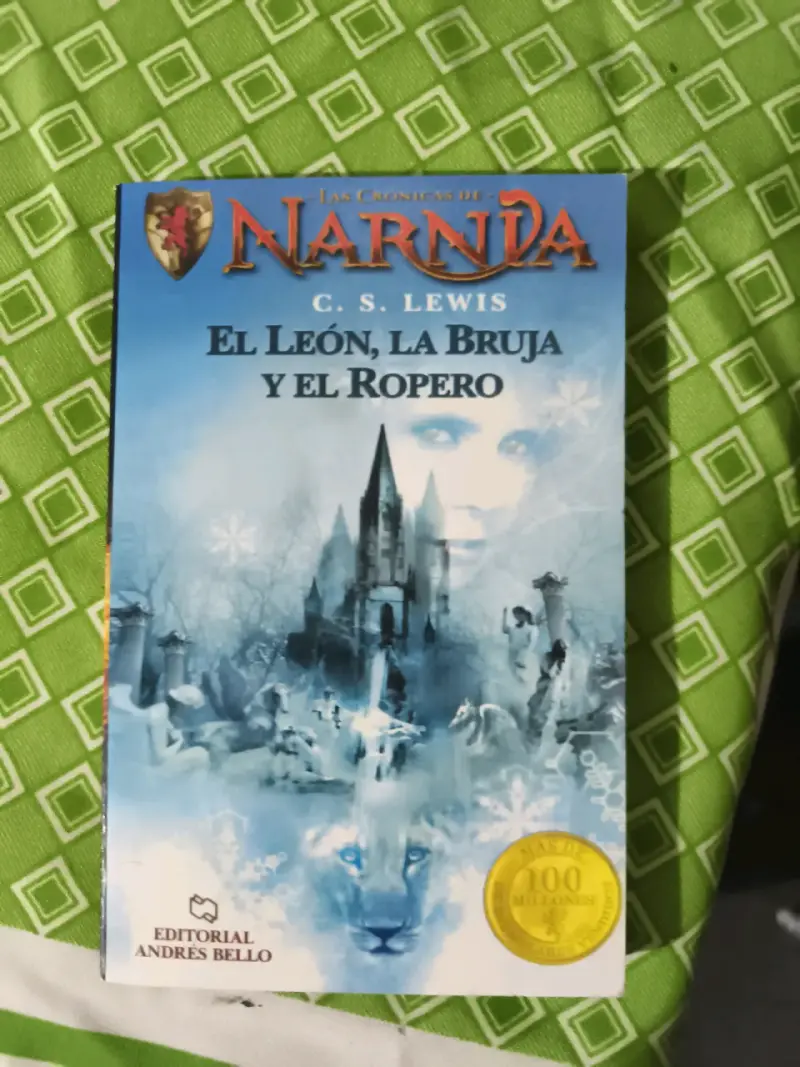 Libro Las Crónicas de Narnia en español - 1