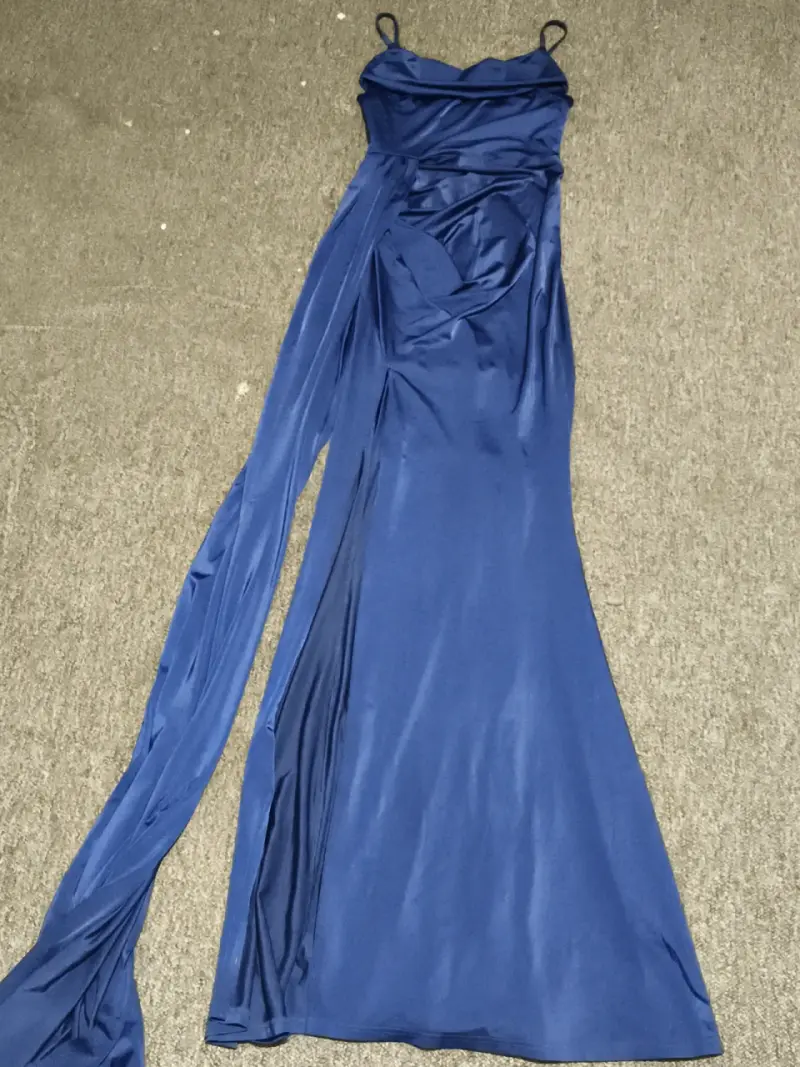 Vestido largo azul elegante - 1