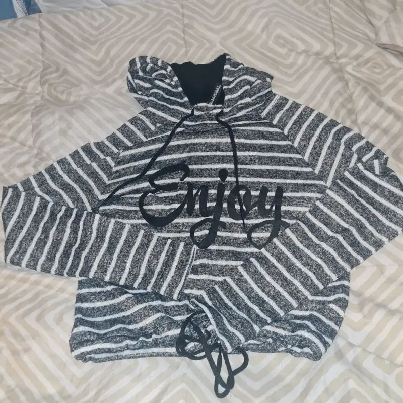 Polera rayada gris 'Enjoy' - 1
