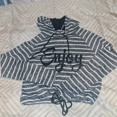 Polera rayada gris 'Enjoy' - miniatura 1